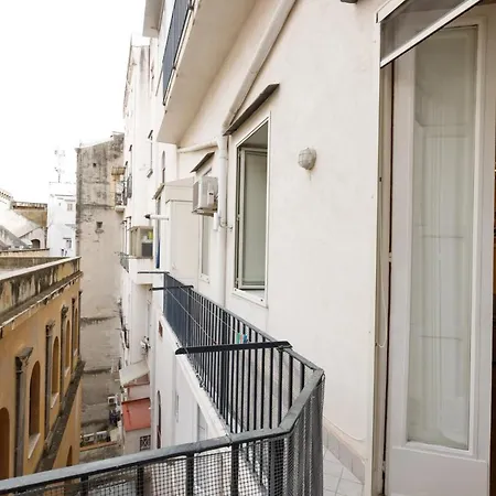 Apartment Duomo 77 - In The Heart Of The Historical Center By Elite
